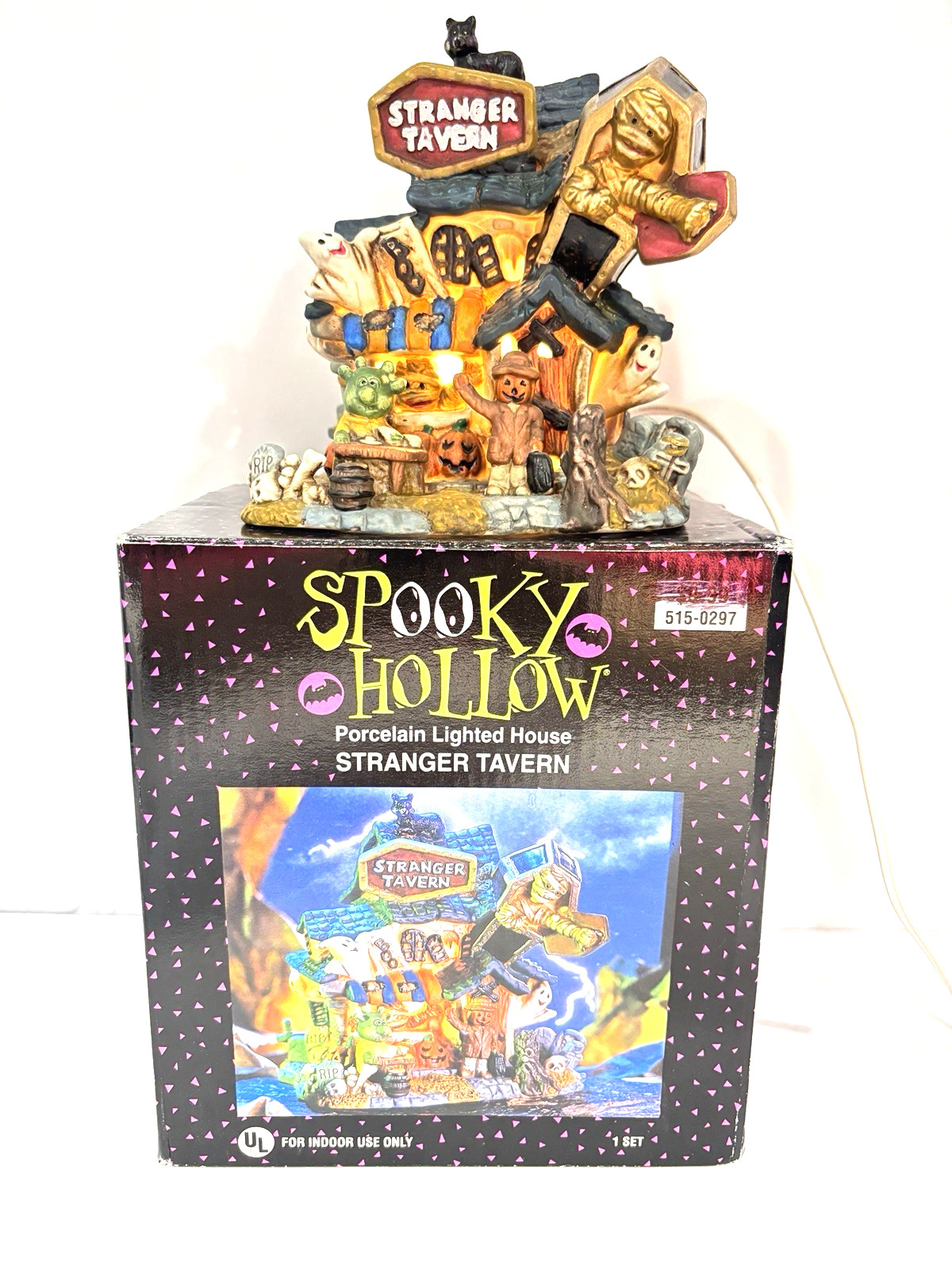 VTG Spooky Hollow Lighted Porcelain Decor Stranger Tavern W/ Box & Light Works