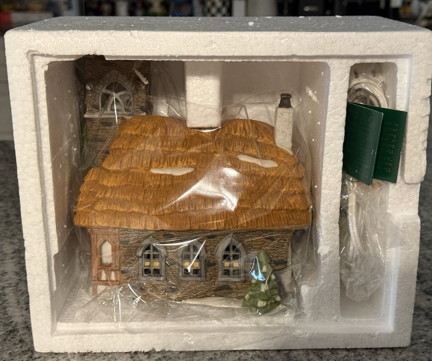 Department 56 Dickens Village 1988″ Ivy Glen Church” 5927 Heritage Dept 56