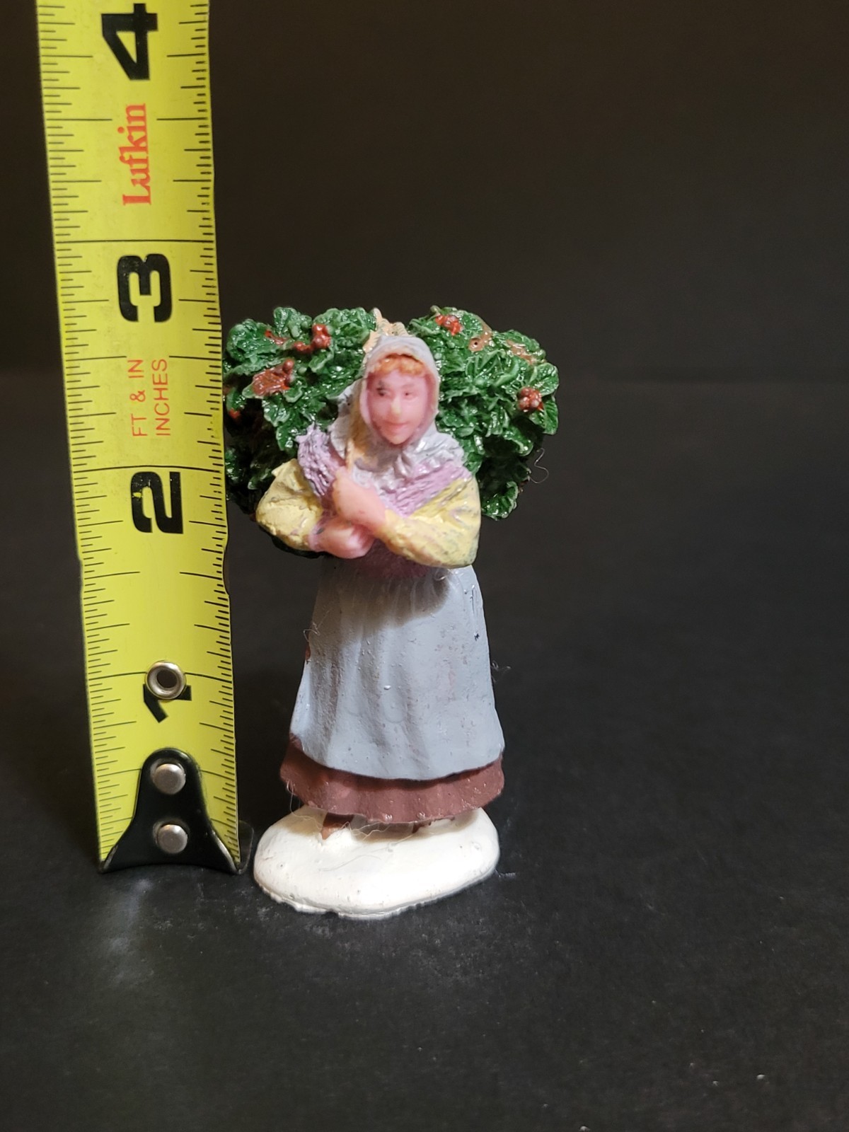 Lemax Christmas Village Town Holly Gatherer 02802 Woman Carrying Seller Vendor