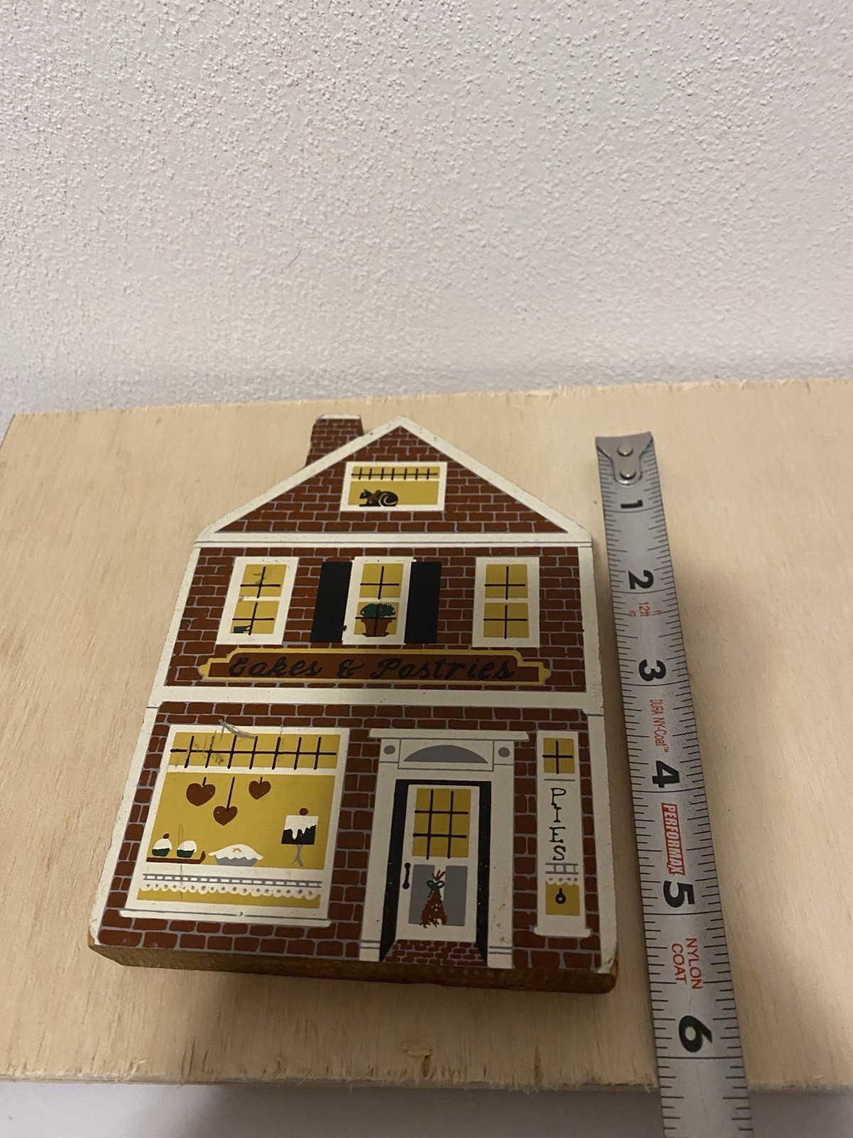 The Cats Meow Village Cakes And Pastries Vintage House