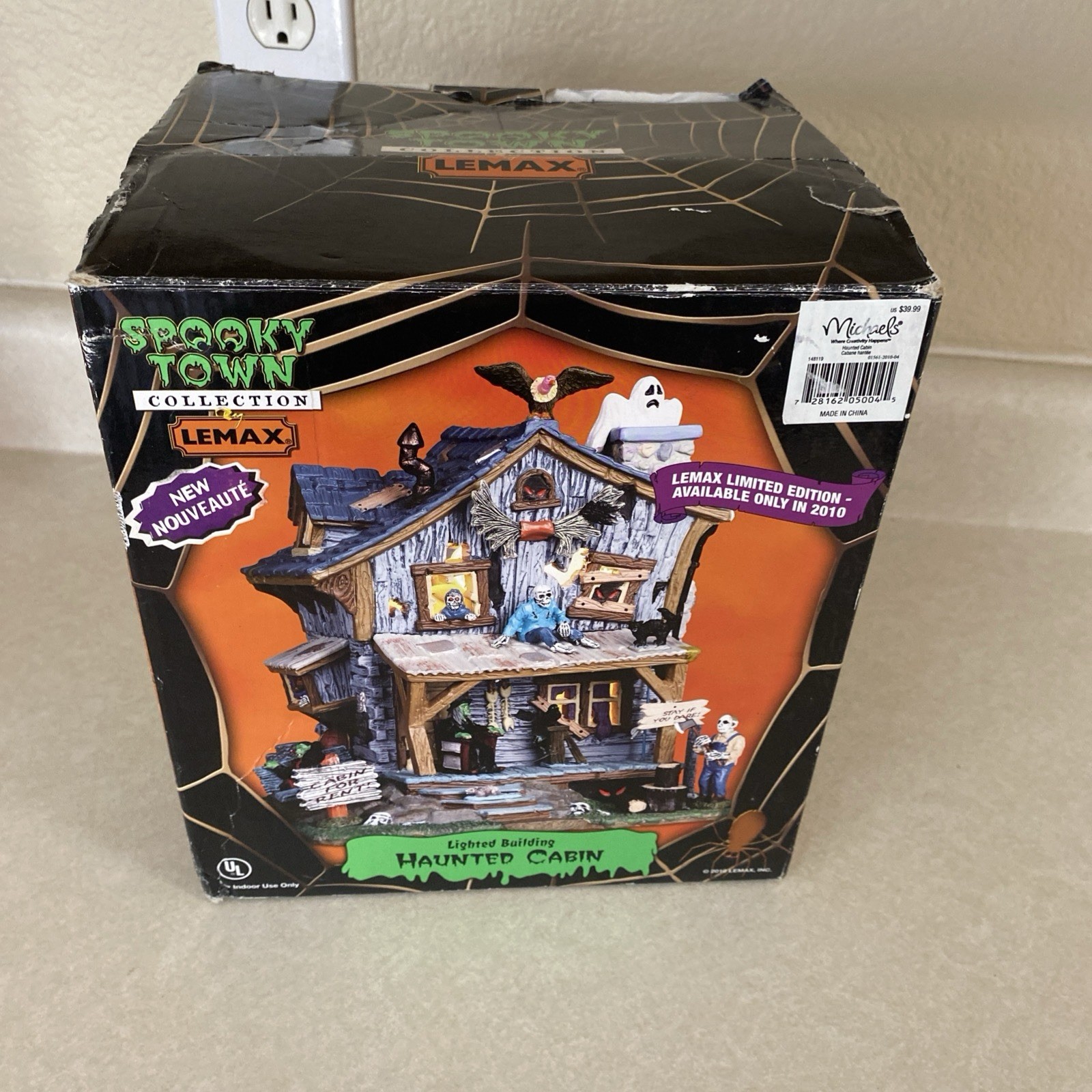 RARE Lemax Spooky Town Haunted Cabin 2010 Limited Edition With Box!