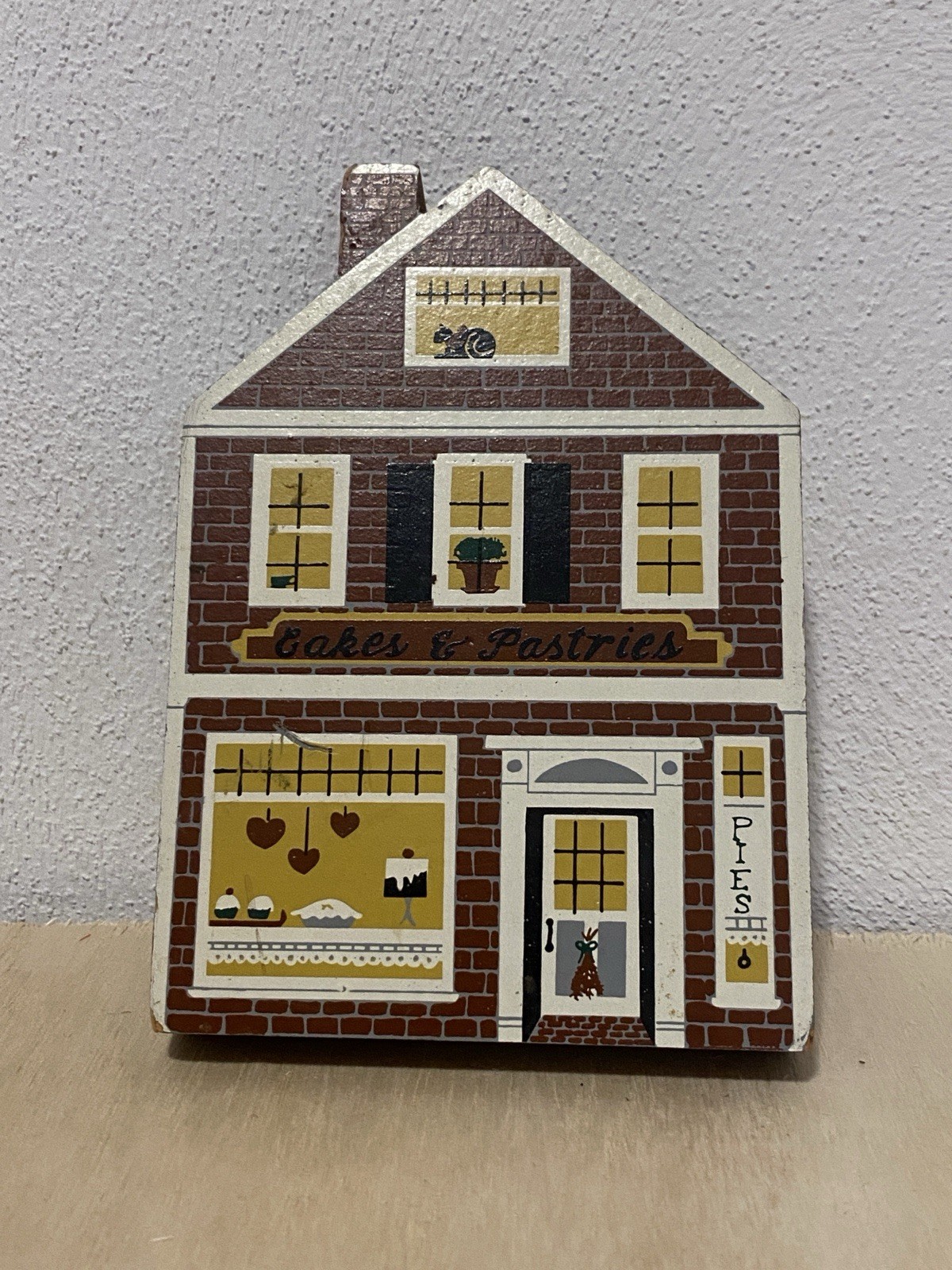 The Cats Meow Village Cakes And Pastries Vintage House