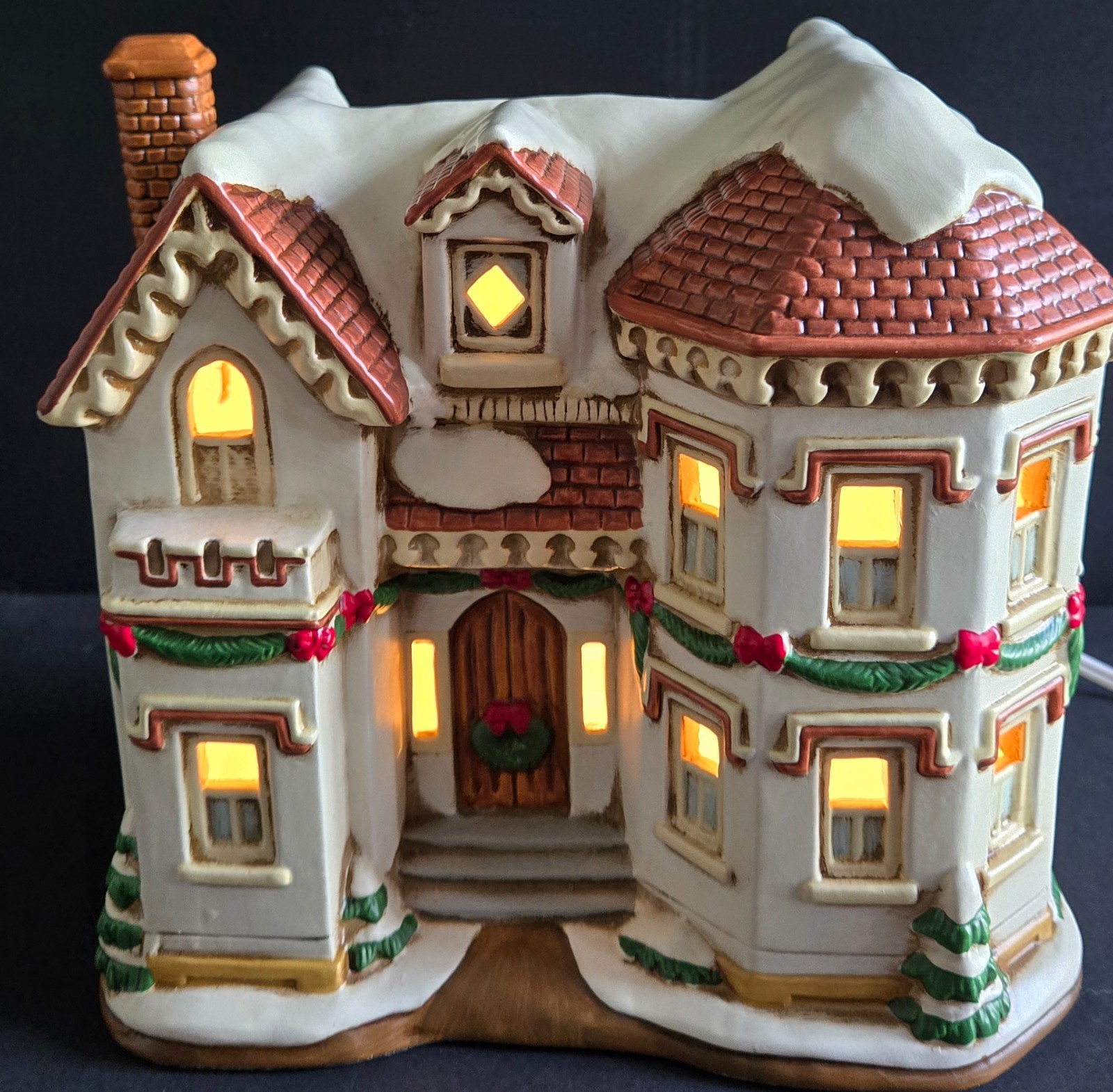 Colonial Christmas Village by Geo Z. Lefton 1994 Queens Gate CWD 01329 W/ Box