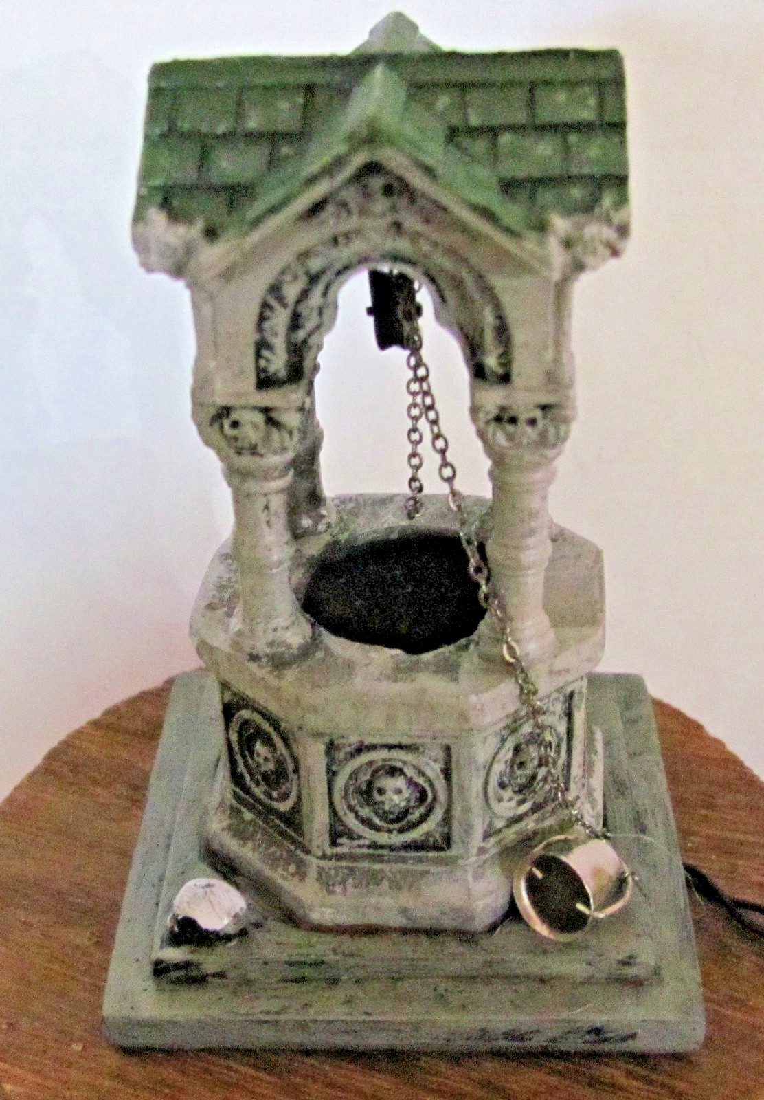 Lemax Spooky Town Lighted Accessory – Gothic Well #14828