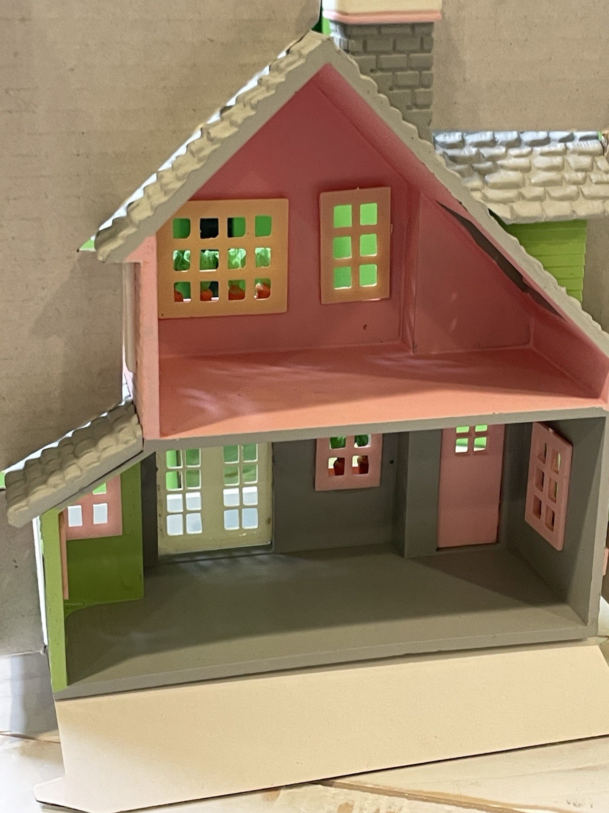 Vintage Hide-A-Way Hollow Dept 56 Carrot Mushroom Mini Easter Village Houses Set