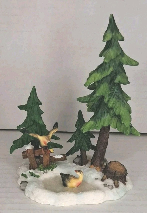 Santas Workbench Resin Accessory Ducks on Frozen Lake Pre-owned In Box