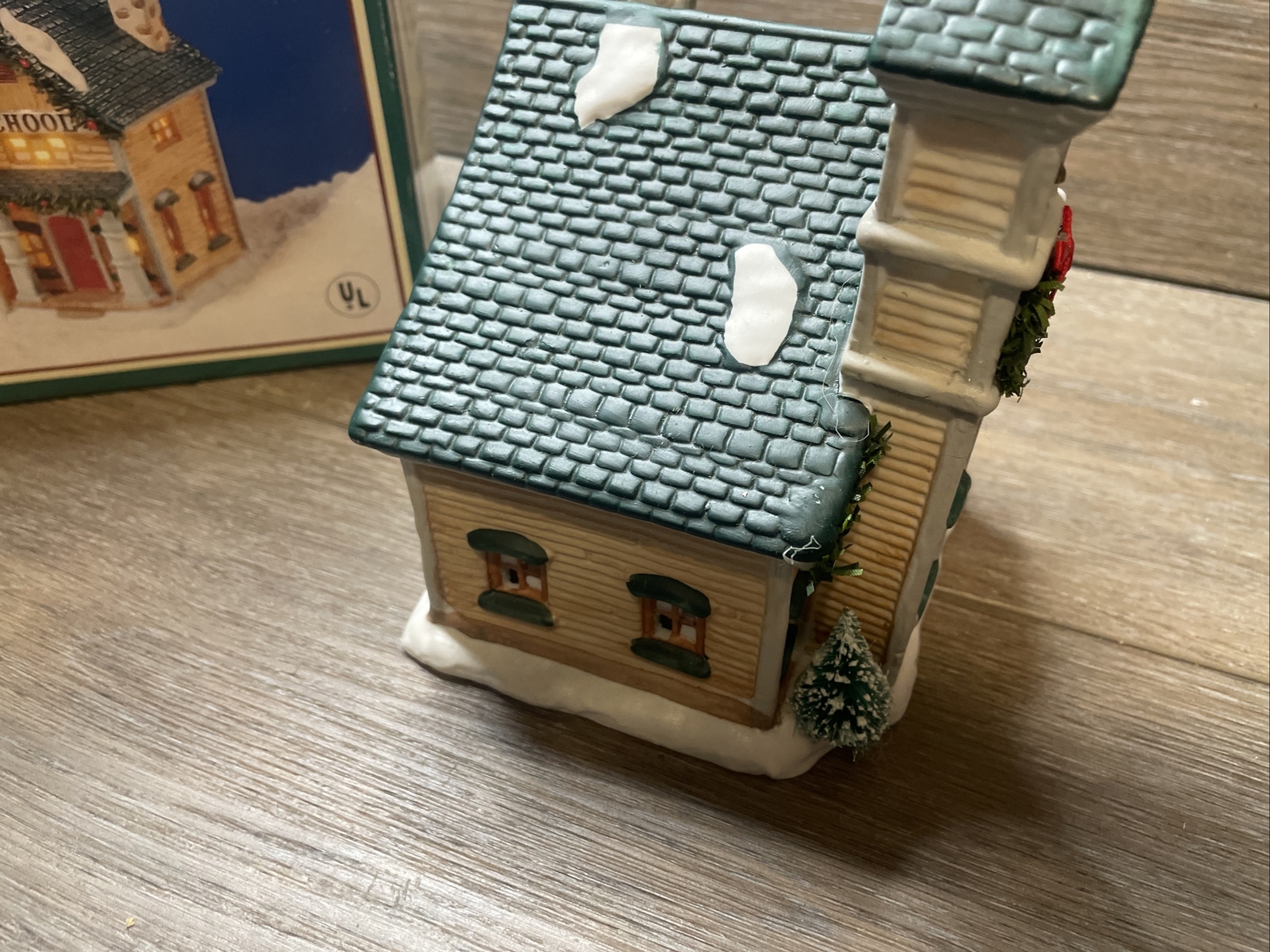 Vintage 1994 School Village Christmas Valley Collectors Holiday Memories