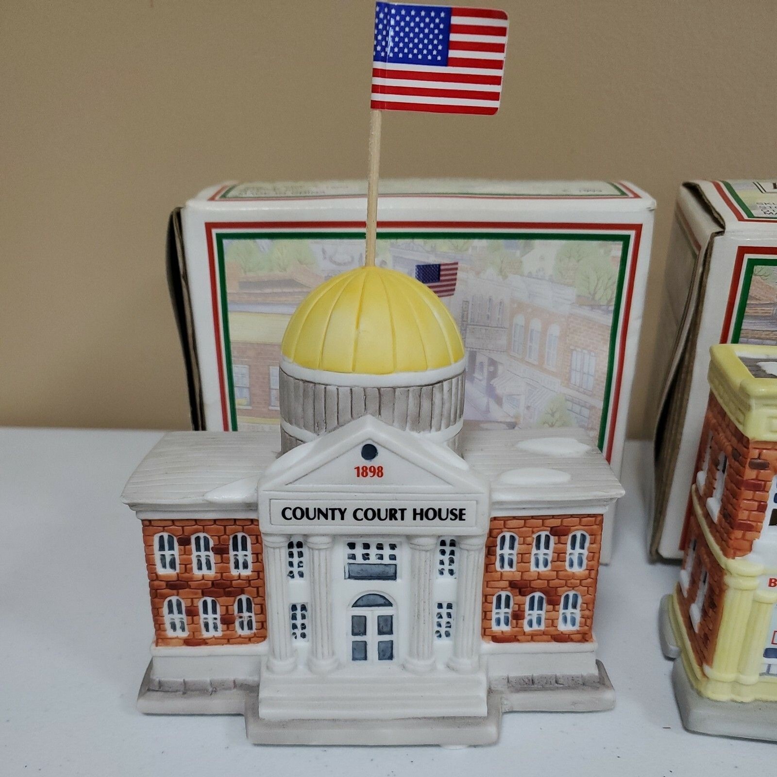 Lot Of 6 American Landmarks Collection 1994 Christmas Village Home Town America.