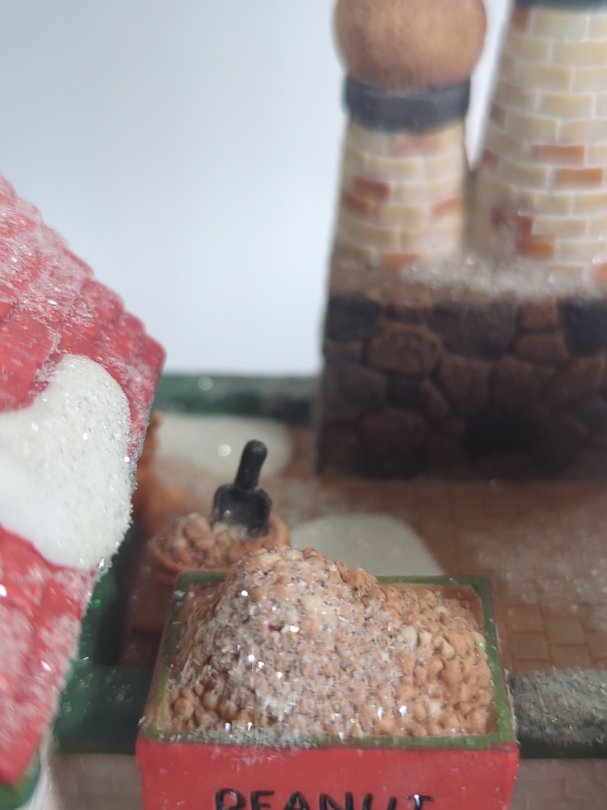 Dept 56 North Pole Series Christmas Village PEANUT BRITTLE FACTORY *Repair* M2