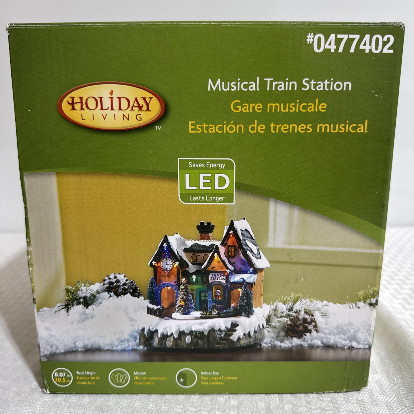 CHRISTMAS Holiday Living MUSICAL TRAIN STATION #0477402 NEW IN OPEN BOX