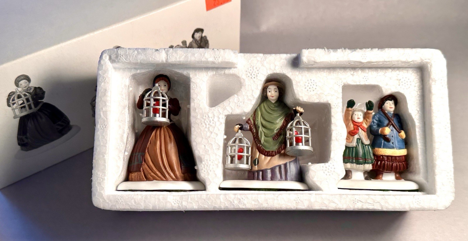 Dept 56 Dickens’ THE BIRD SELLER Heritage Village Accessory