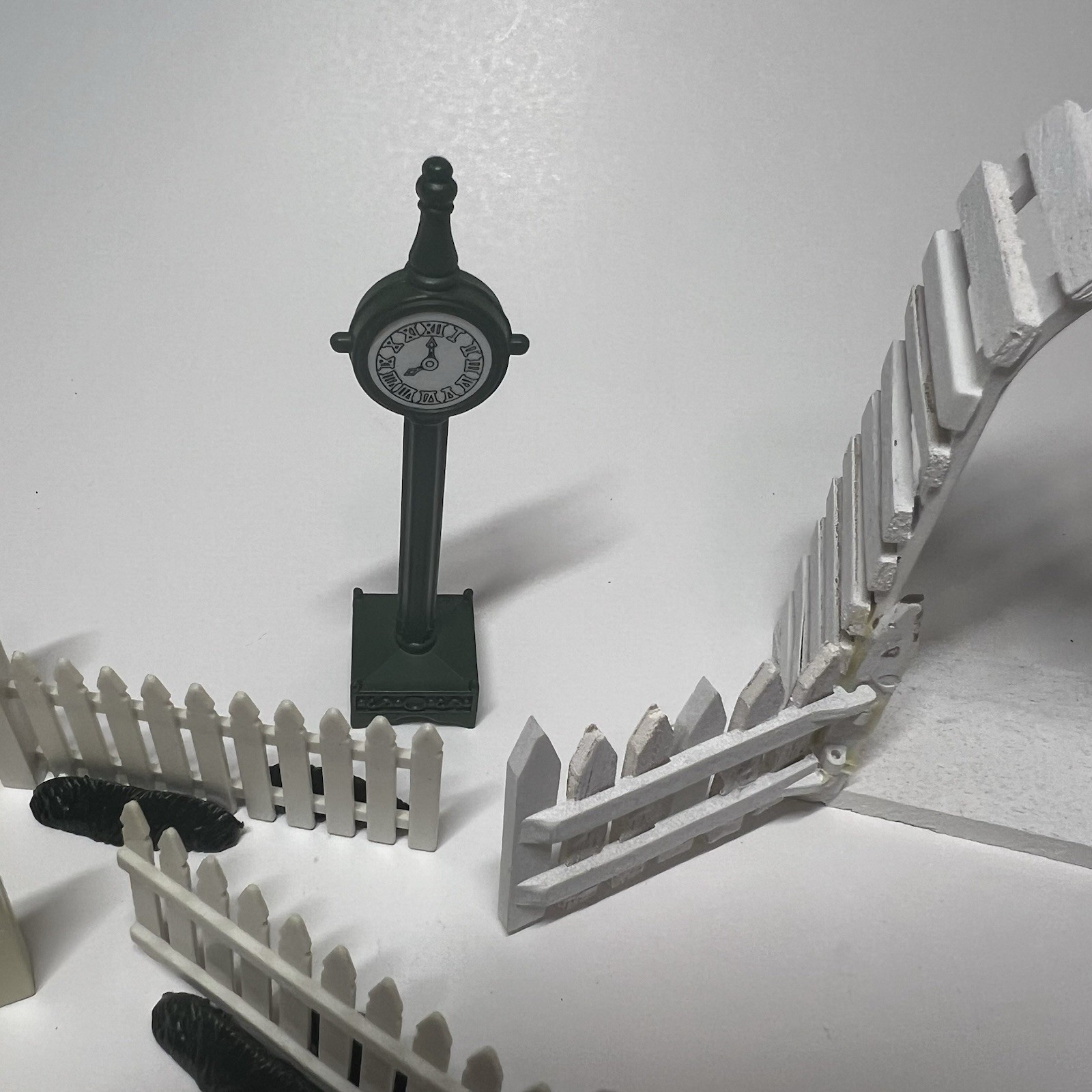 Lemax Dept 56 Lefton Christmas Village Accessories Lot Fences Arbor Clock Sleds