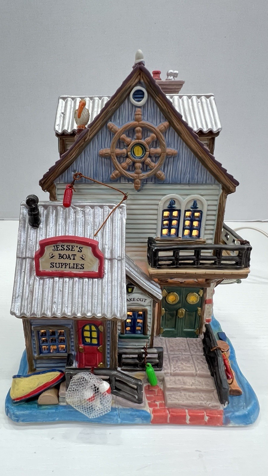 Lemax Plymouth Corners “Jesse’s Boat Supplies & Restaurant” 85698 RARE & NEW !