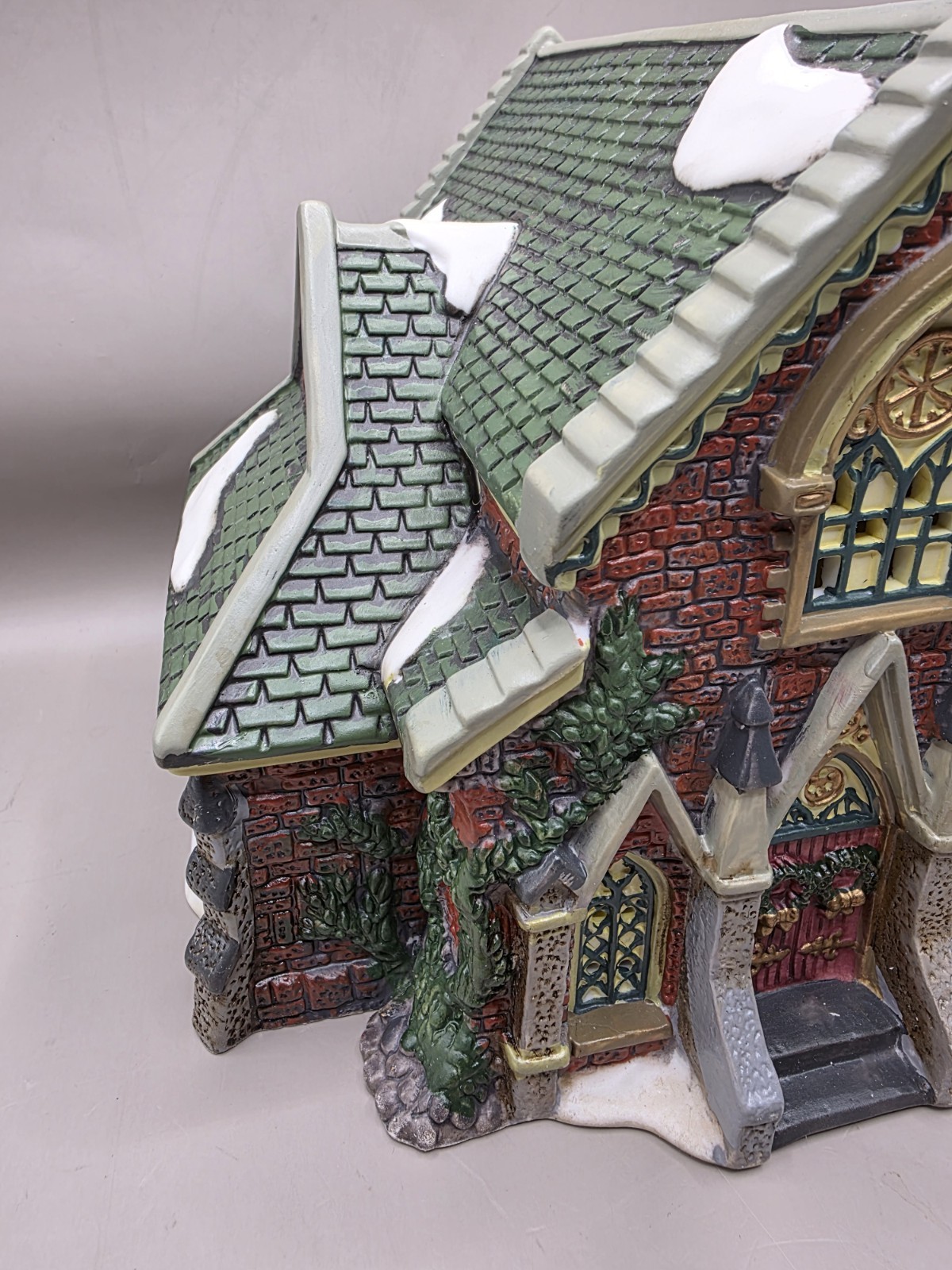 Dickens Collectables Christmas Village Lighted Church 1998 Vintage Porcelain