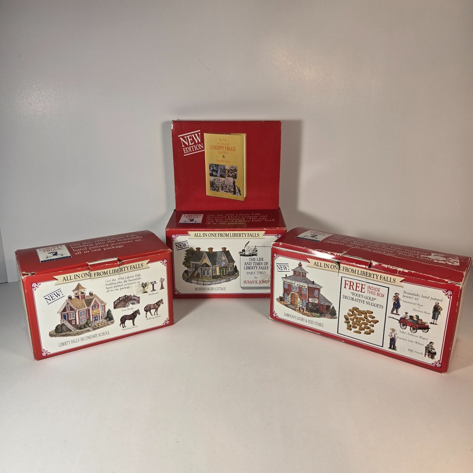 VTG Three Liberty Falls Miniature Houses W/Pewter Accessories 1998 Handpainted