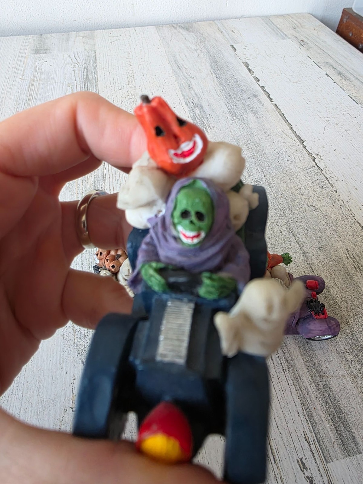 Mini ghost car witch grim reaper pumpkin village Halloween decor set