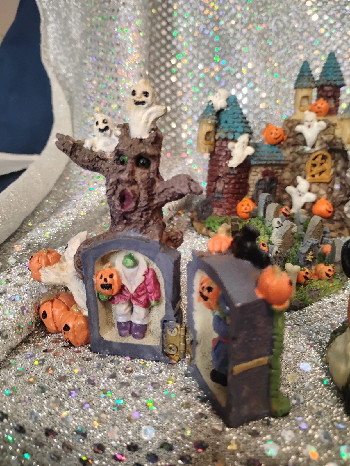 Lot of 13 Assorted Small Halloween Village Figures 1″-3″ – See Pictures