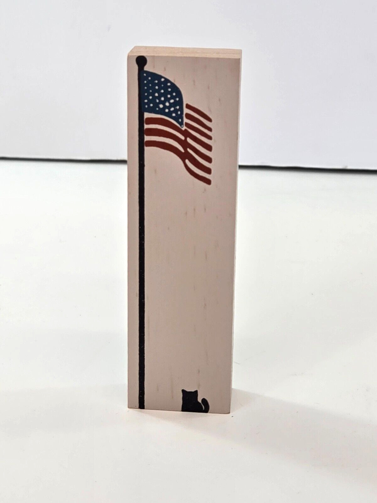 Cat’s Meow Village American Flag Accessory