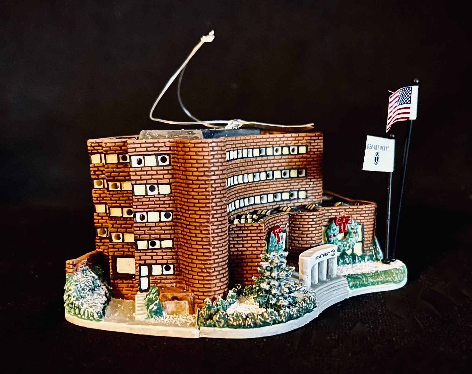 RARE Dept 56 “ONE VILLAGE PLACE” 25th Anniversary Event Ed. #97700 2001