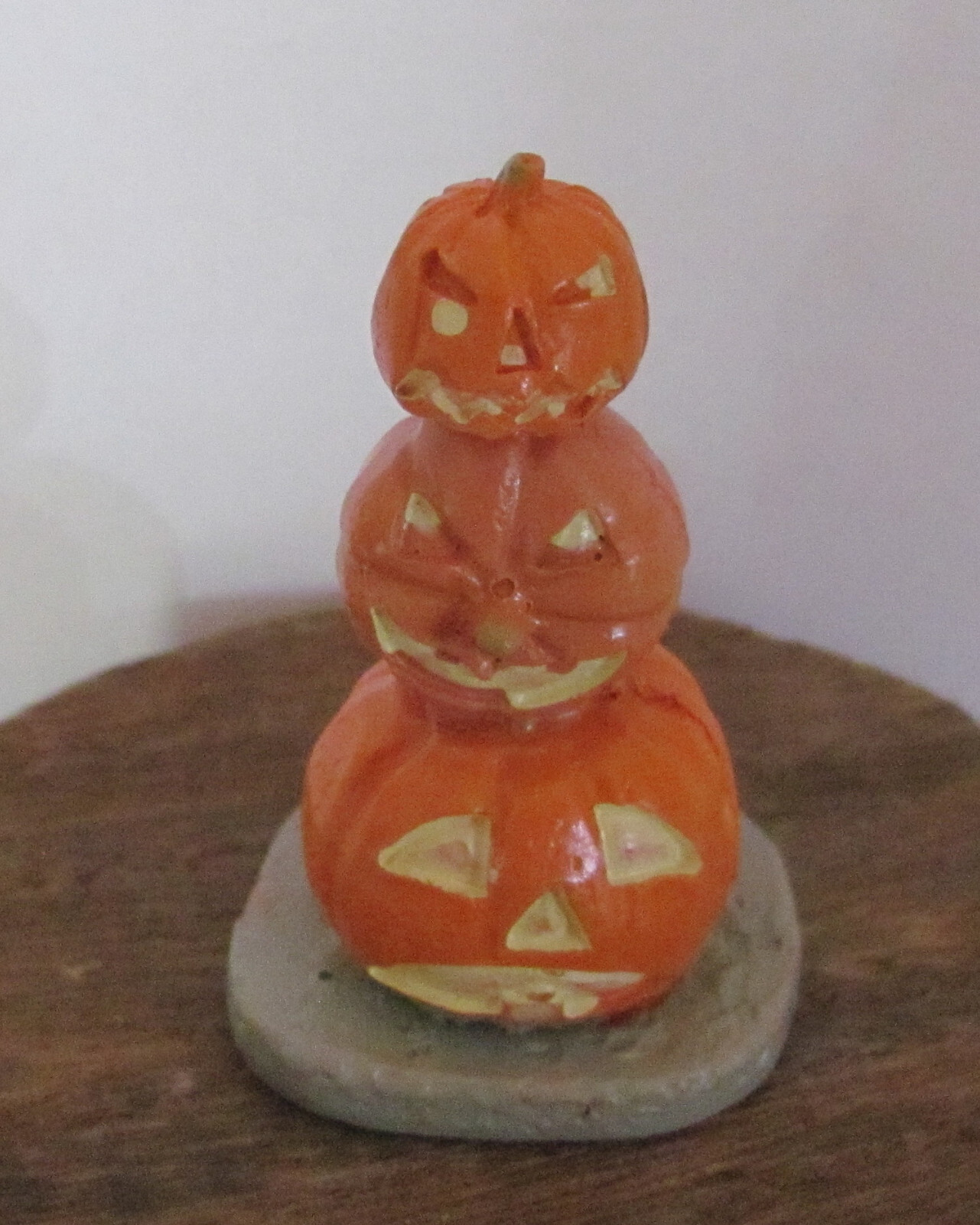 Lemax Spooky Town Accessory – Spooky Stacked Pumpkins #84344 – Retired