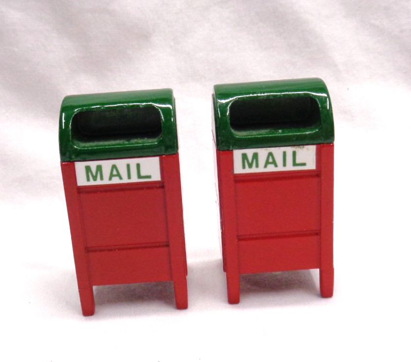 Vtg Lot/2 Miniature Christmas Village MailBox Metal Painted Red & Green 1-3/4″ H