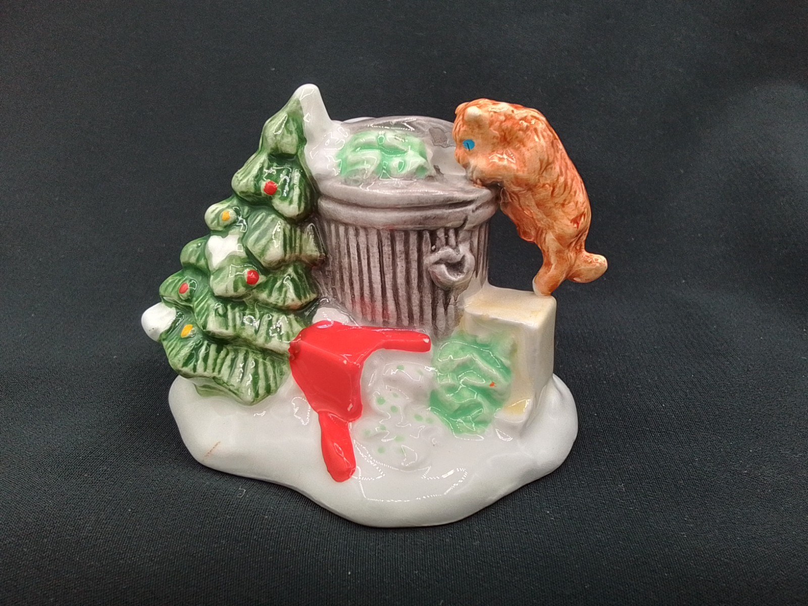 2″ DEPT 56 CAT KITTEN KITTY GARBAGE CAN PICKING VINTAGE GLOSSY CHRISTMAS VILLAGE