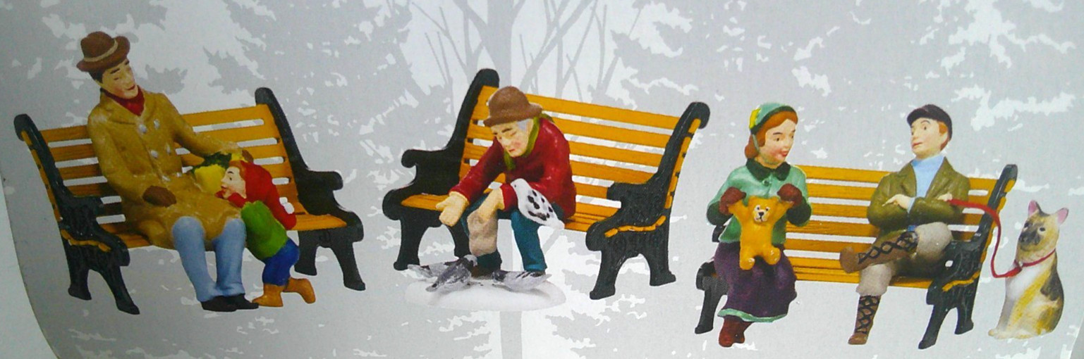 DEPT 56 “Village Accessories” – HOLIDAY IN THE PARK – #4038804 -Set of 4 – RARE!