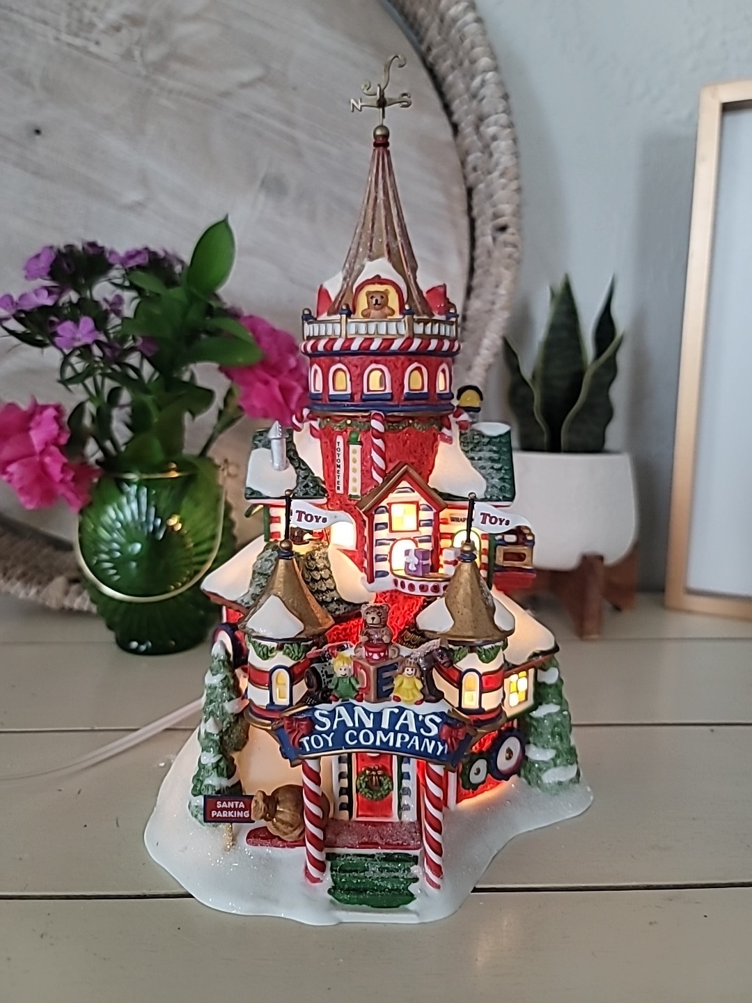 Dept 56 North Pole Village SANTA’S TOY COMPANY Early Release Christmas