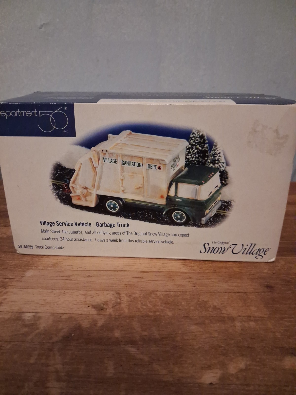 Dept 56 Snow Village Sanitation Garbage Truck Service Vehicle 54959 Christmas