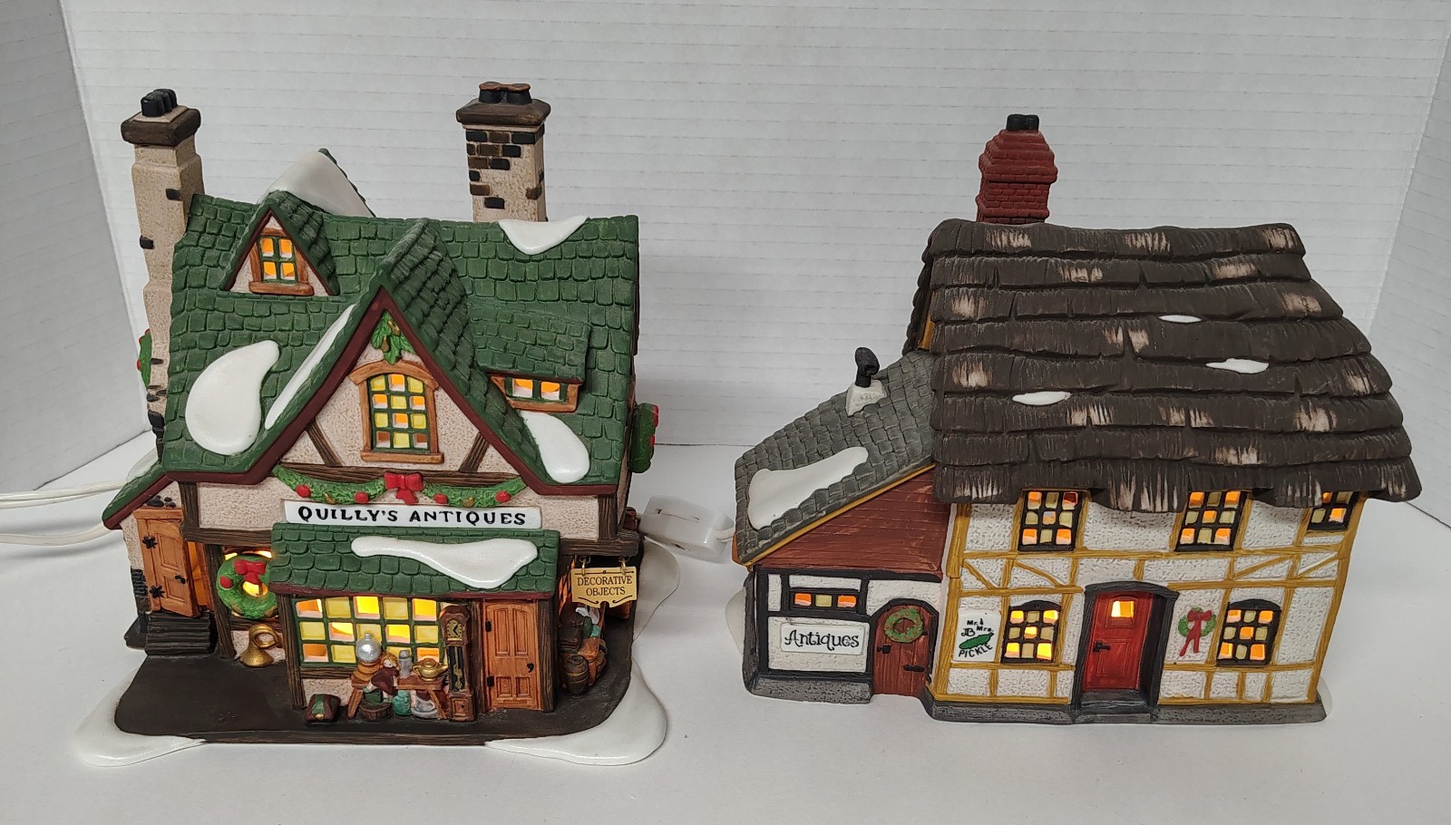 Lot Of 2 Department 56 Dickens Village Mr & Mrs Pickle & Quilly’s Antiques -Look