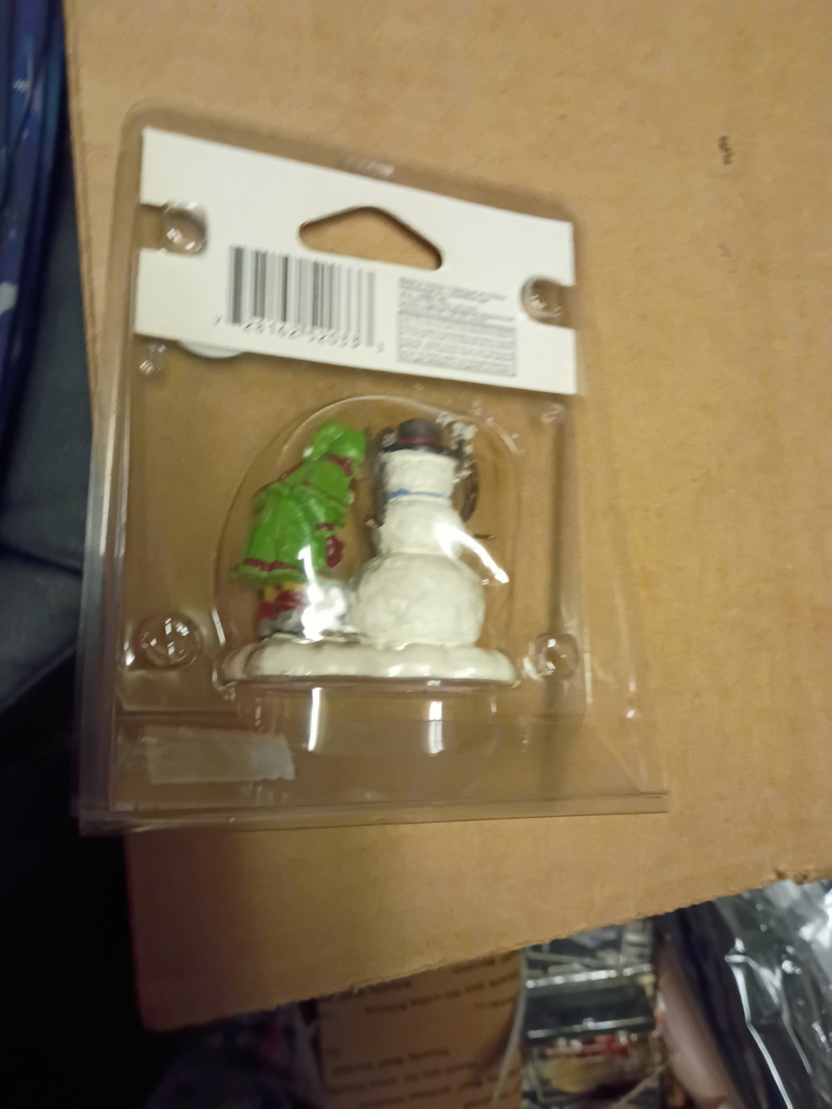 2005 LEMAX Christmas Village Figurine, SNOW SWEETHEART, Snowman & Girl 52033 NOS