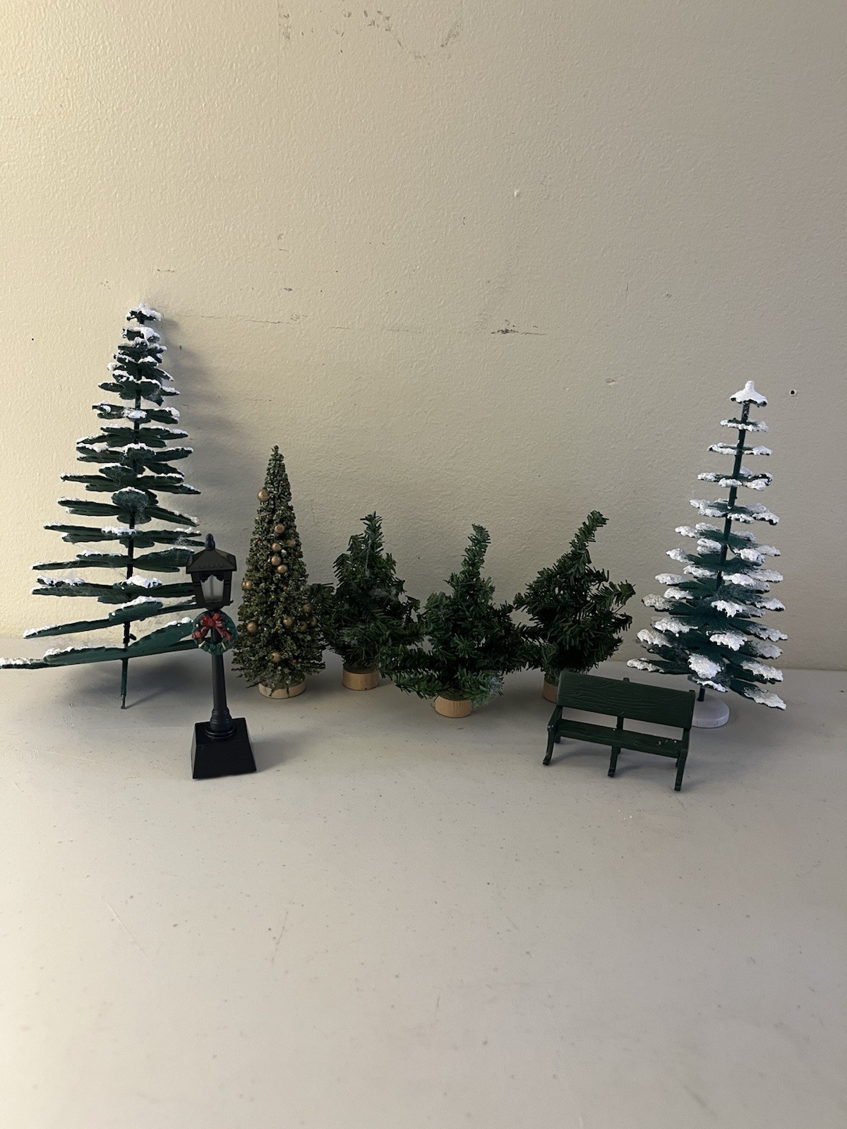 Heritage Village Trees, Park Bench And Lamo Post, New In Great Shape