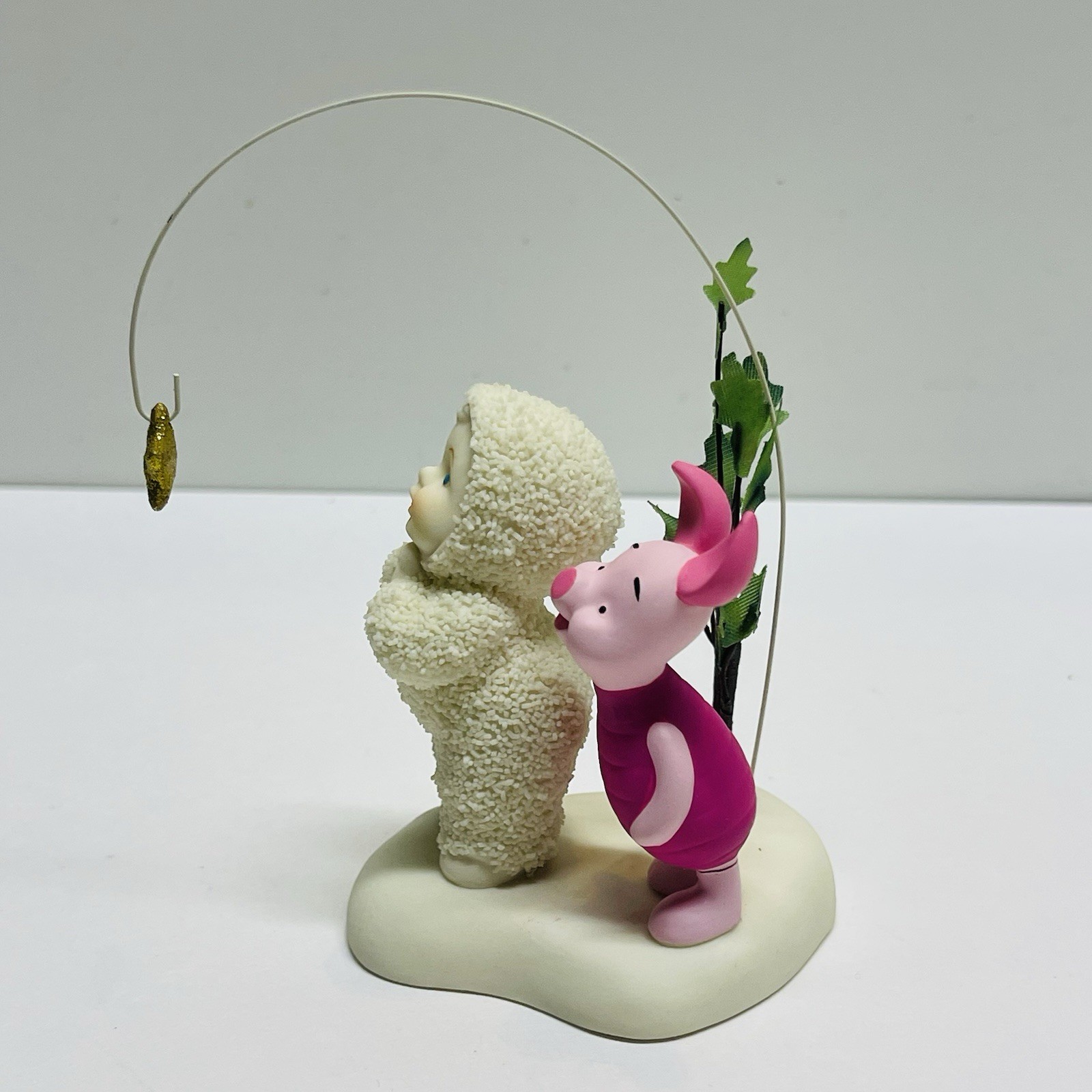 Snowbabies Walt Disney Showcase “Wish Upon A Star” Piglet Figurine Department 56
