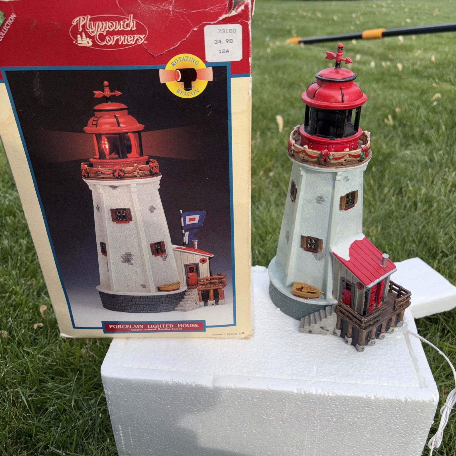 Lemax Plymouth Corners Christmas Village Lighted Porcelain Lighthouse 2000 VTG