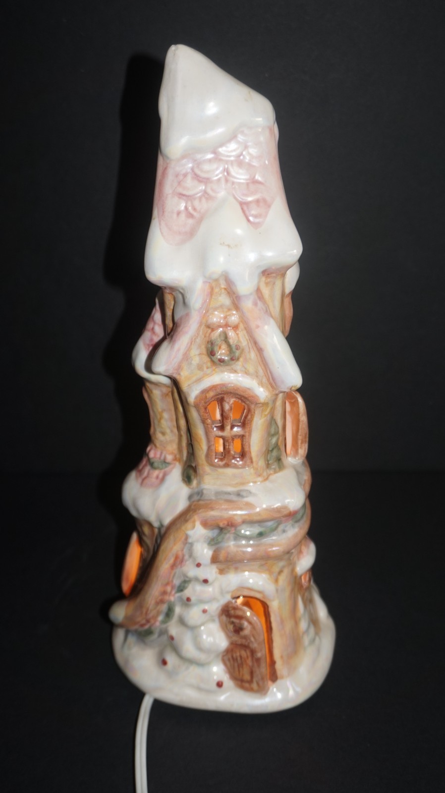 Whimsical Winter Snow Castle Porcelain Christmas House Village Light Up 12.5″T
