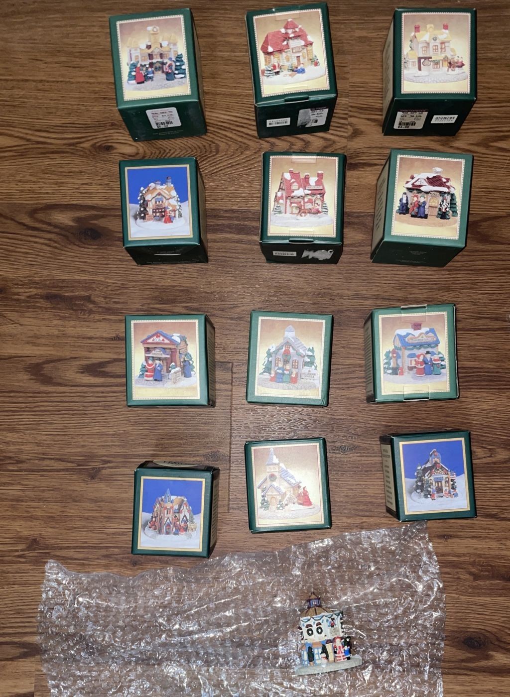 Lot of 13 Crystal Falls Village Collectables Miniature Houses
