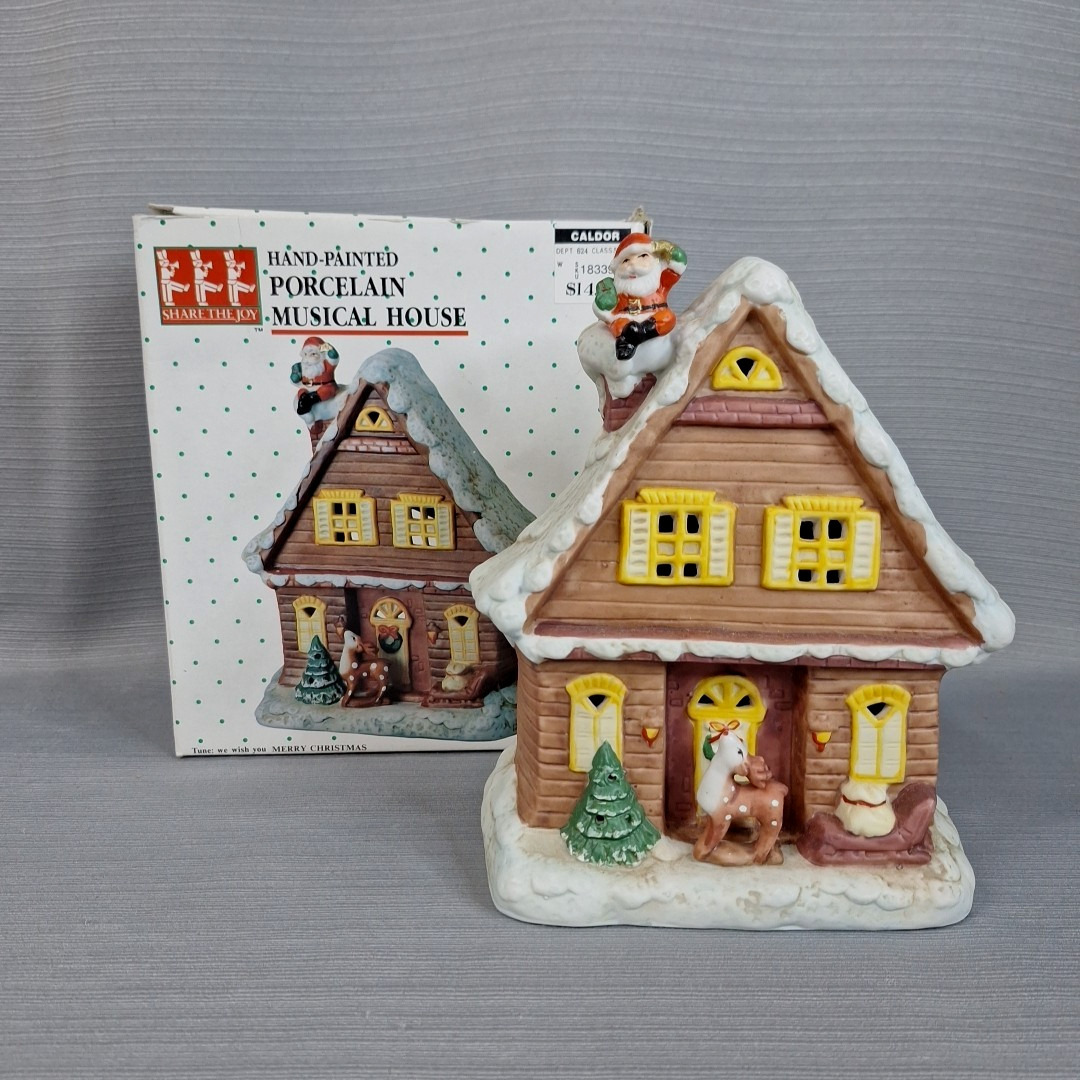 VTG Hand Painted Porcelain Musical House Village Christmas Santa In Box Caldor