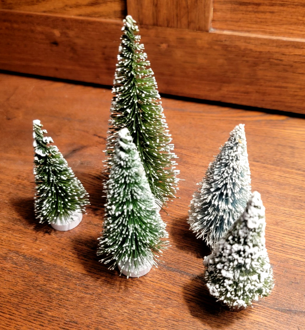 Vintage Bottle Brush Trees Flocked with Bases Lot of 5 TAIWAN
