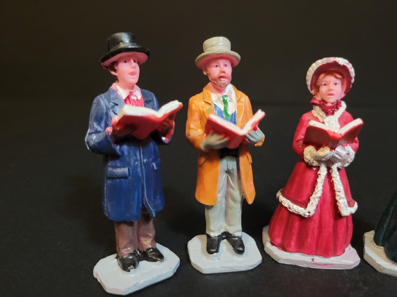 Lemax Christmas Village Town Harmony 72403 Caroling Singing Carols Songs Quartet