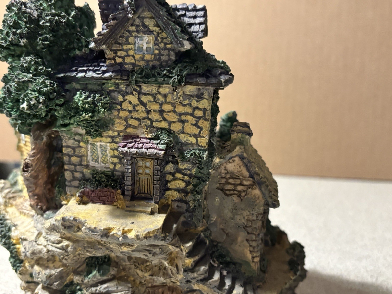 Vintage Resin Water Wheel Cottage Village Scene Battery Operated Display AS IS
