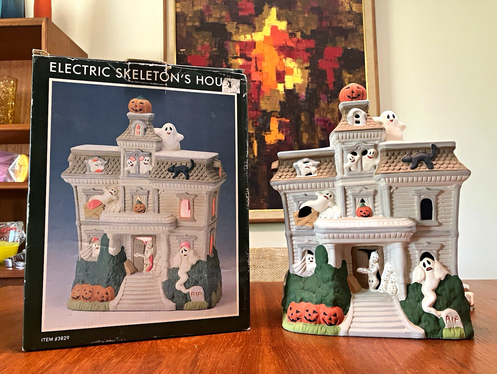 Vintage Illuminated Haunted House Ceramic Ghost Halloween Decor 10in w/ Box