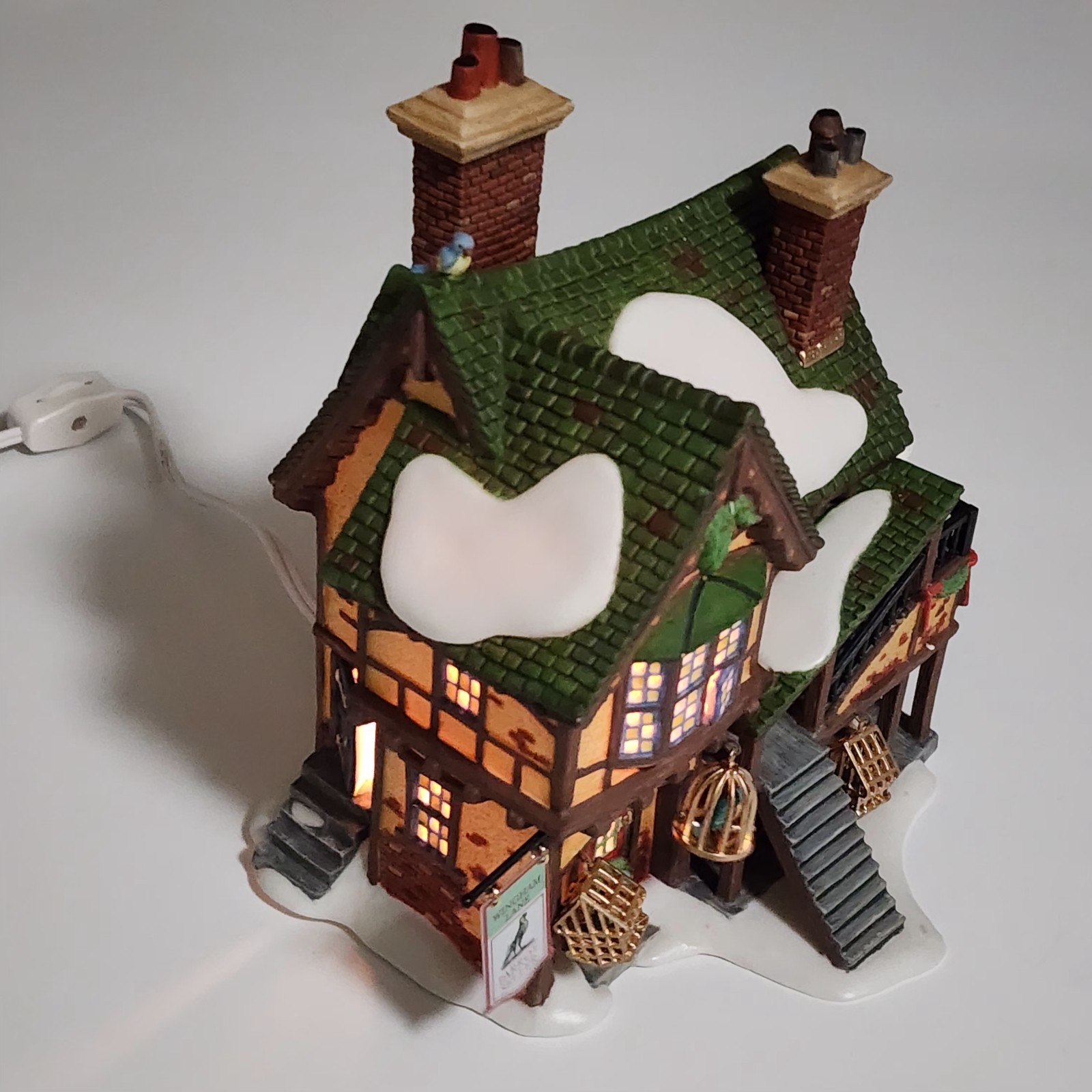 Dept 56 Wingham Lane Parrot Seller Light Cages Sign Orig Box & Foam READ BLUE