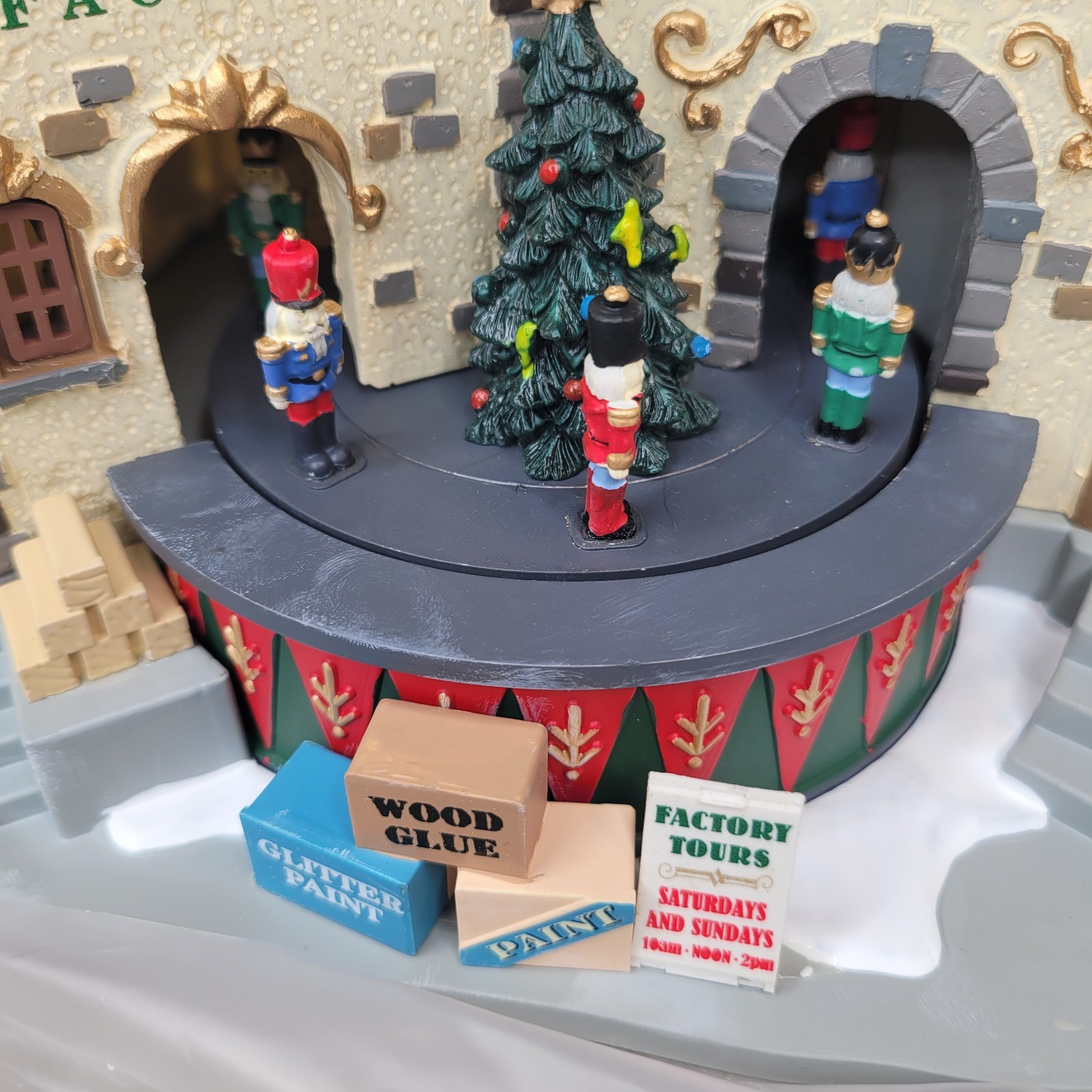 Lemax Ludwig’s Wooden Nutcracker Factory Christmas Lights & Sounds NEW & Tested!
