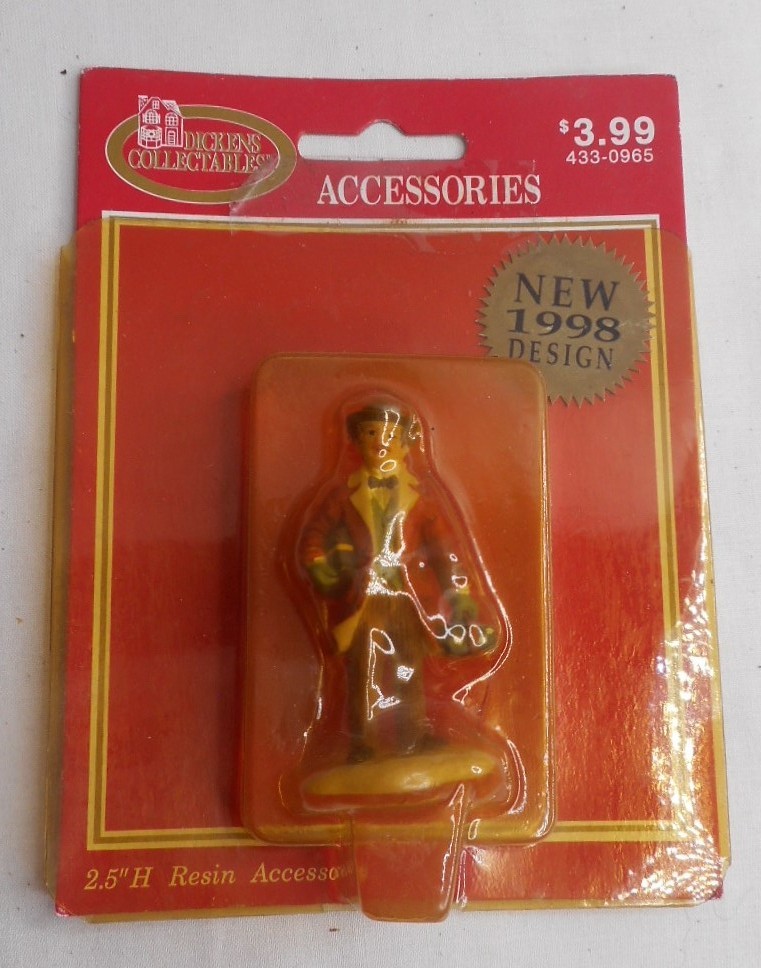 Christmas Village 1998 Figurine Dickens Collectibles 2.5″ H Man Carrying Package