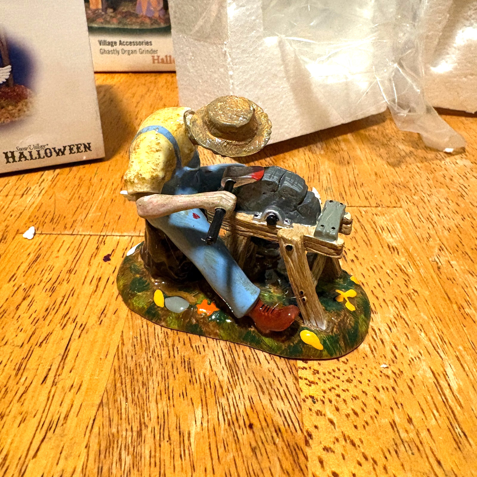 Vintage Halloween Village An Ax to Grind Figurine Spooky Lumberjack Access NIB