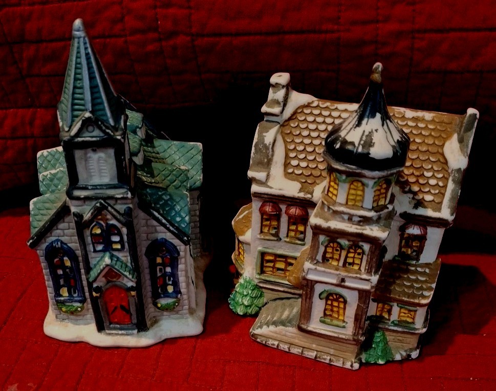 Cornerstone Christmas Houses Set Of 2
