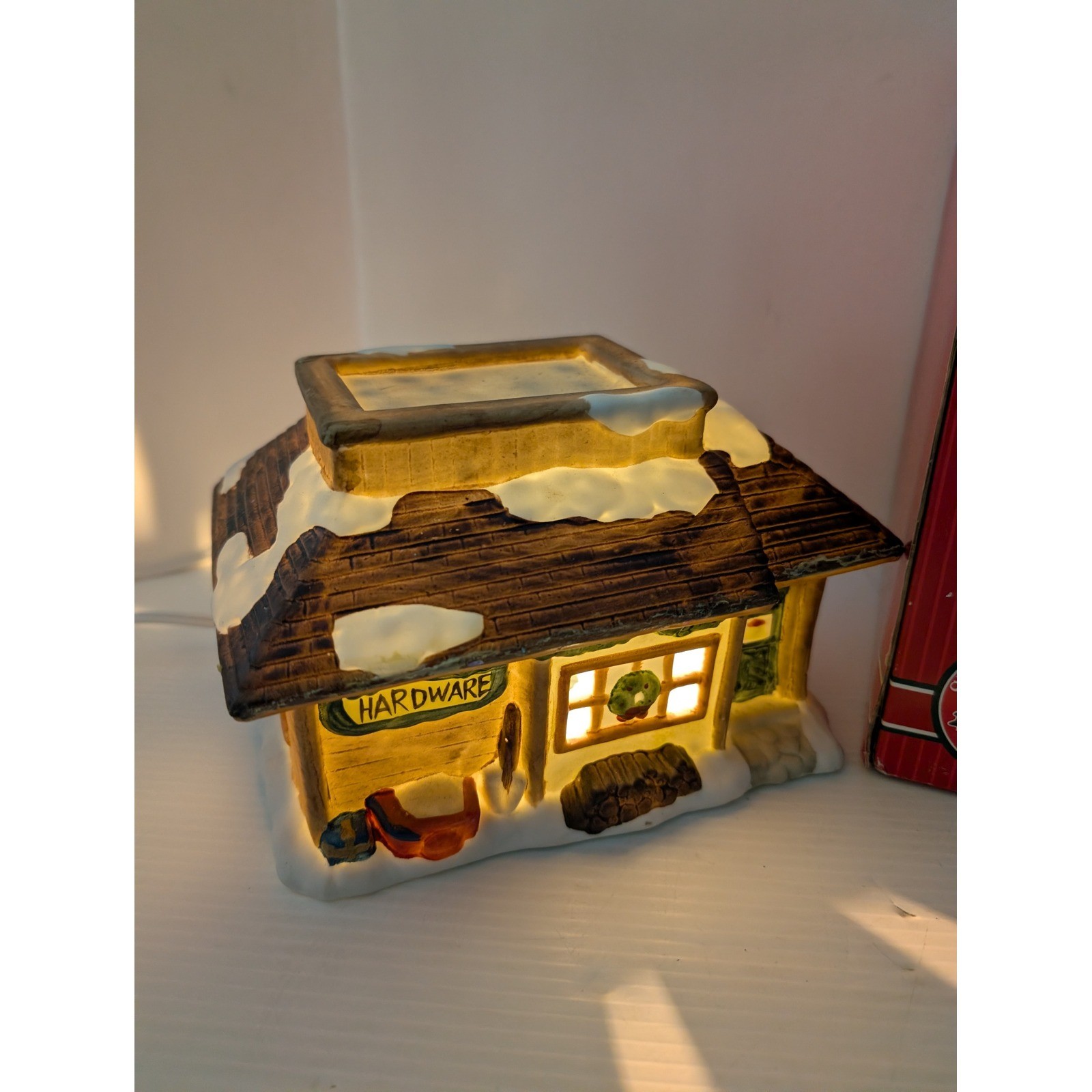 St. Nicholas Square Village Hardware Illuminated Hand Painted Porcelain TESTED