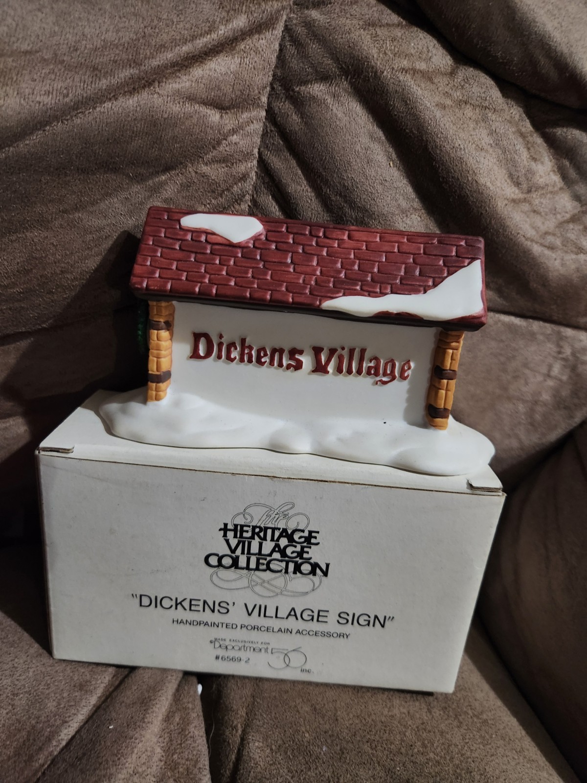 Dept 56 Dickens Village Sign Handpainted Porcelain Christmas Village Accessory