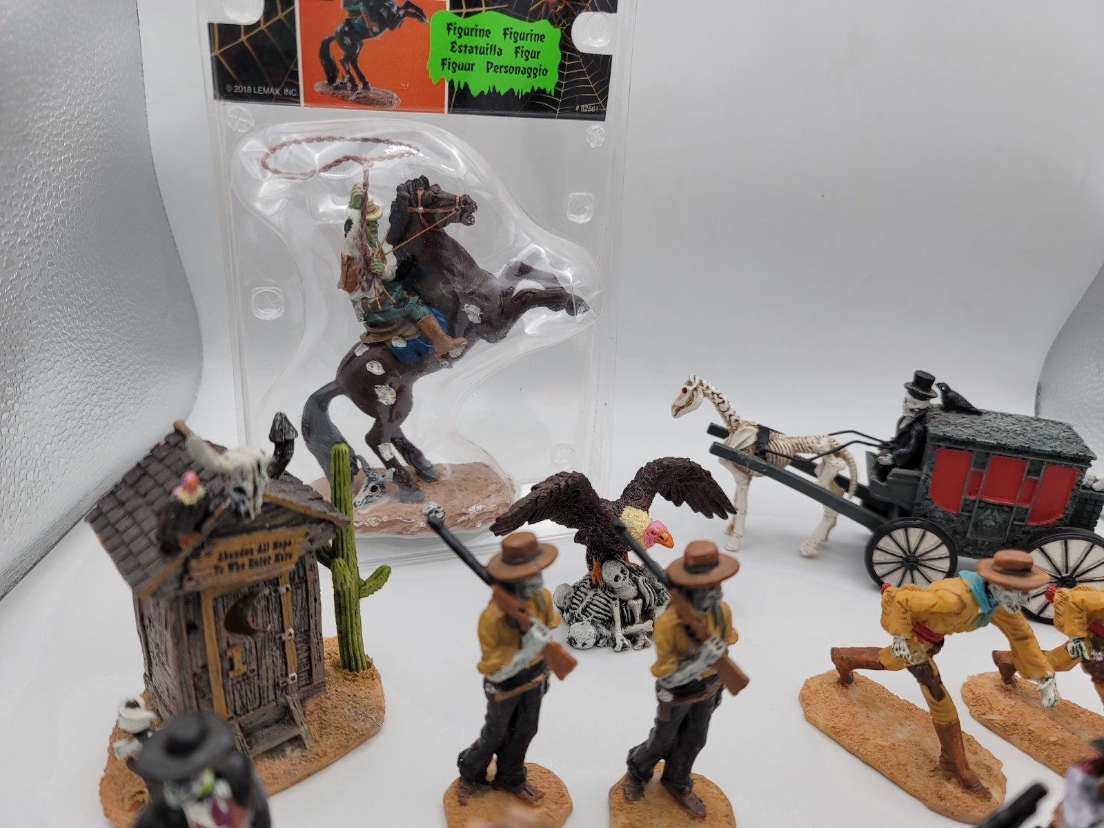 NEW Lemax Spooky Town “Ready For Action” Wild West Halloween 12 Figures