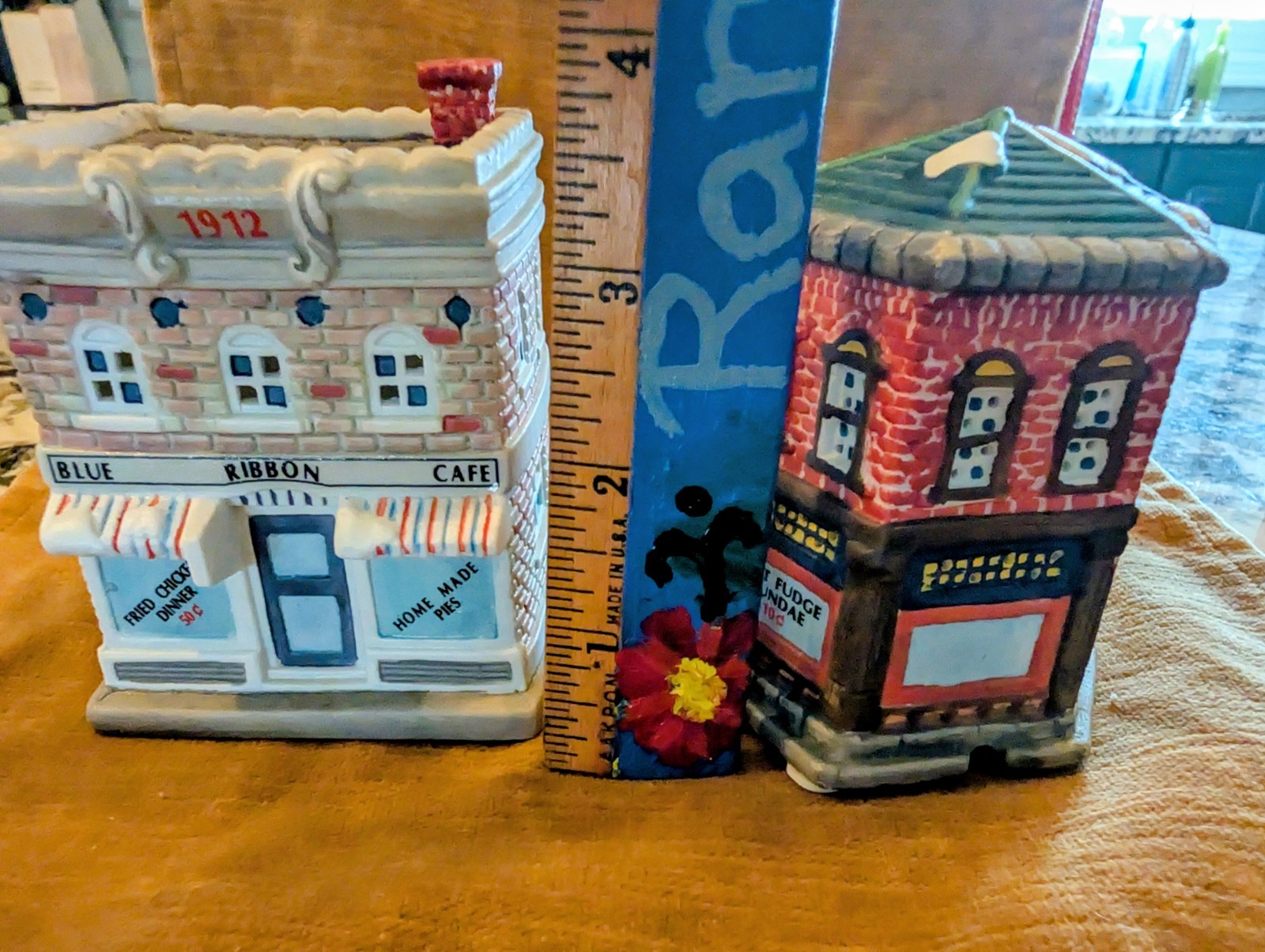 Home Town America Collection Set Of 2 Gem Drug & Blue 1993 ( In Original Box) CJ